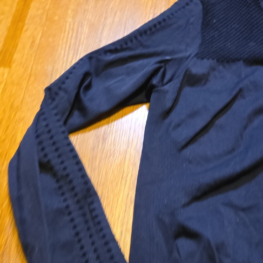 DKNY Women Small Black Thumb Hole Long Sleeve Quarter Zip Compression Pullover - Picture 3 of 10